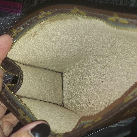 Louis Vuitton Discontinued Monogram Toiletry Pouch 15 Poche Toilette - Picture 13 of 13